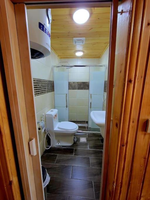 Atoom Lodge Джараш Экстерьер фото